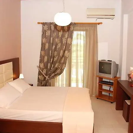 Apartamento Eleni's Garden & Castello *