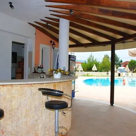 Apartamento Eleni's Garden & Castello *