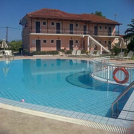 Hotel Eleni's Garden & Castello 3*