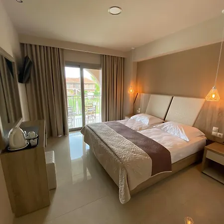 Eleni's Garden & Castello Alykanas (Zakynthos)