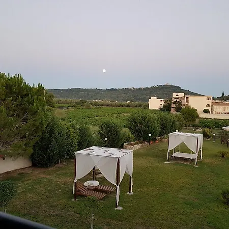 Eleni's Garden & Castello 3* Alykanas (Zakynthos)