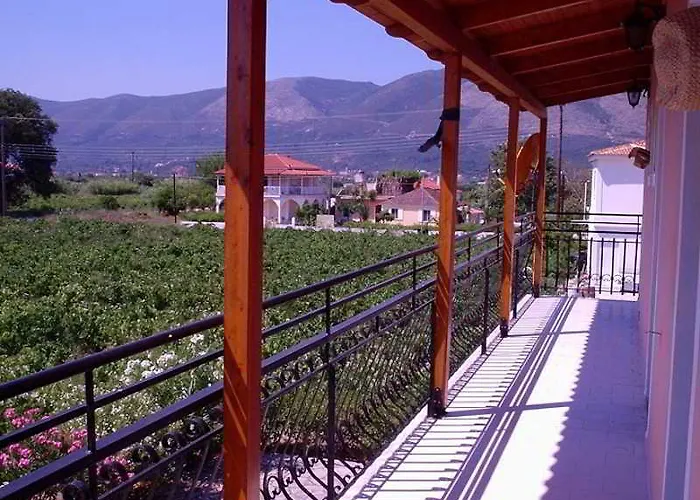 Eleni's Garden & Castello